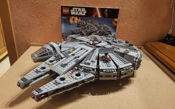 Lego Star wars: Millenium falcon 75105 (adv. lezen) beschikbaar voor biedingen
