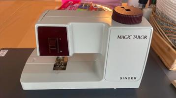 Singer Magic Tailor mini naaimachine werkelijk nieuw staat