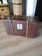 Vintage oude Hutkoffer met sleutel,69Lx45 brx28 Hg bruin, Ophalen, Zo goed als nieuw, Leer