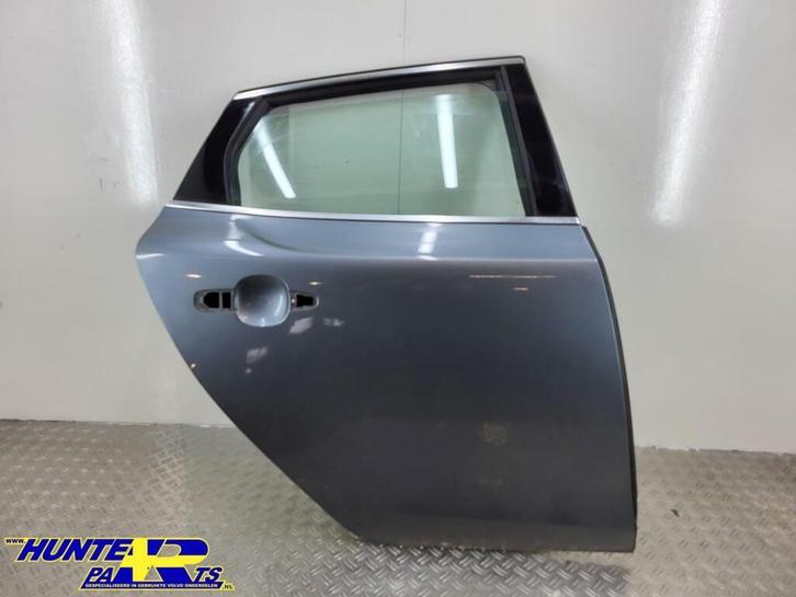 Portier RA Volvo V40 Kleurcode: 714('12-'19) 31424671, Auto-onderdelen, Carrosserie en Plaatwerk, Deur, Volvo, Achter, Rechts