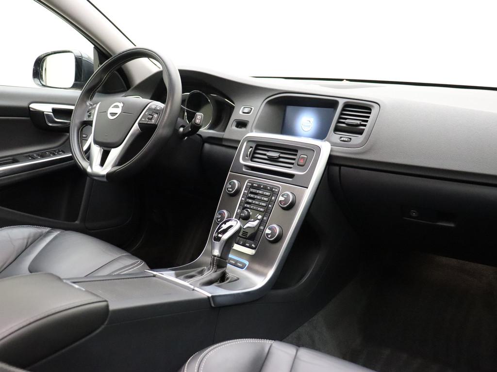 Volvo V60 2.4 D6 AWD Plug-In Hybrid Summum / Schuif-/kanteld