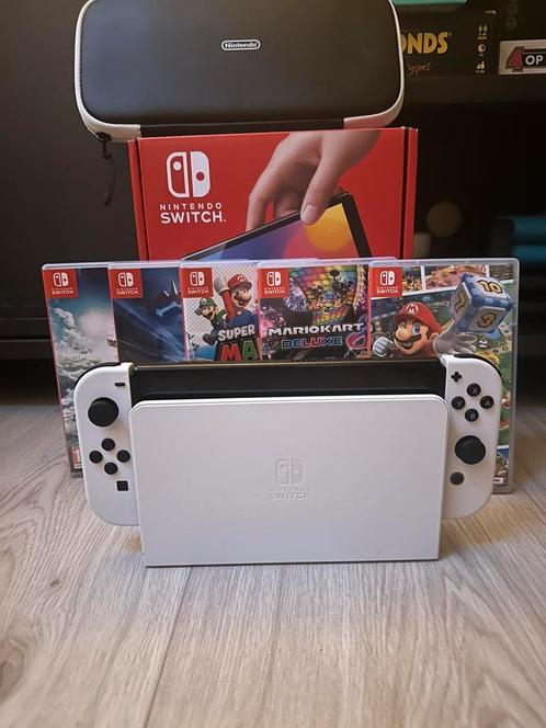 Nitendo switch oled compleet met doos en zo goed als nieuw, Spelcomputers en Games, Spelcomputers | Nintendo Switch, Zo goed als nieuw