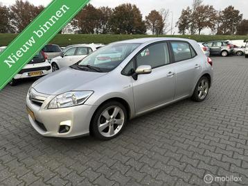 Toyota Auris 1.8 Full Hybrid Dynamic beschikbaar voor biedingen