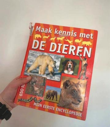 Mijn eerste encyclopedie beschikbaar voor biedingen