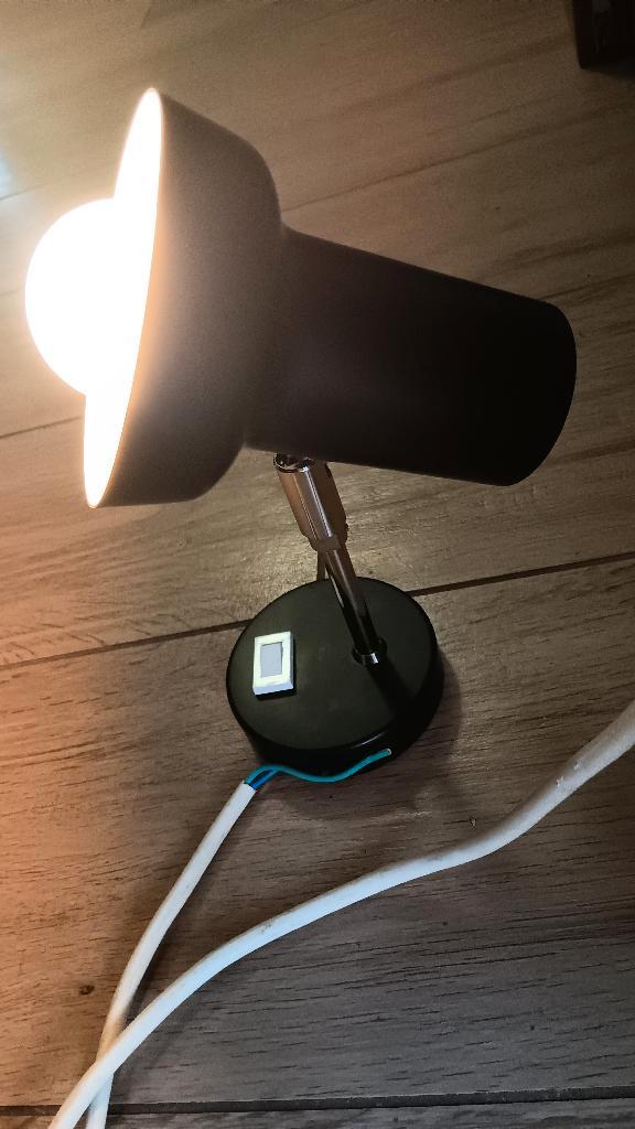 Vintage SIS spot NEW OLD STOCK bruin met schakelaar (L38), Huis en Inrichting, Lampen | Losse lampen, Nieuw, Overige typen, E27 (groot)