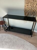 Sidetable/dressoir zwart + glas, Huis en Inrichting, Tafels | Sidetables, 25 tot 50 cm, 100 tot 150 cm, Modern, Gebruikt