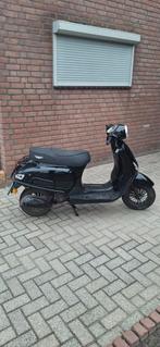 Schooter DJJD Cashmere.  2021 . In perfecte staat, Ophalen, Zo goed als nieuw, Benzine