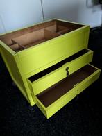 Gele verrijdbare kast met laden en vakken, Ophalen of Verzenden, Gebruikt