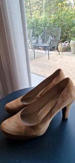 Mooie Unisa pumps maat 37, Pumps, Beige, Ophalen of Verzenden, Zo goed als nieuw