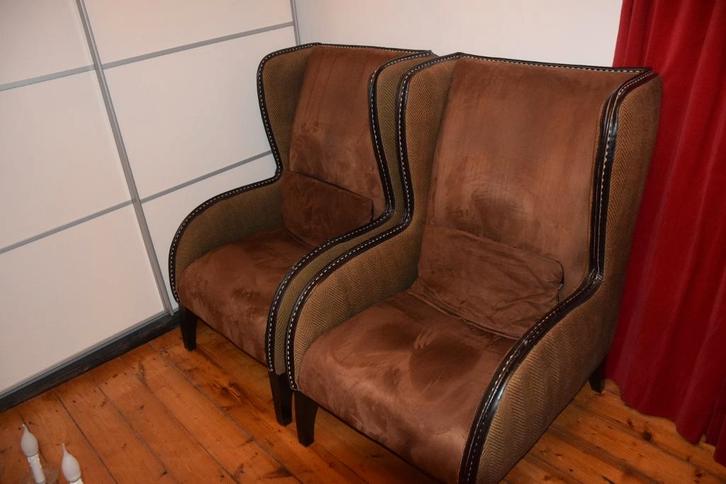 Twee Bruine Suede Oorfauteuils Bunningh Interieur, Huis en Inrichting, Fauteuils, Zo goed als nieuw, Ophalen