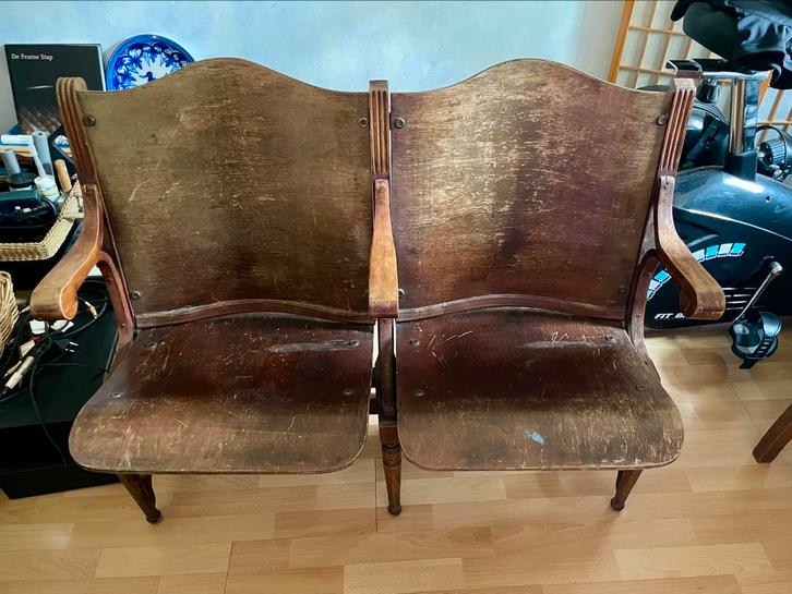 Stoelen Twee, Antiek en Kunst, Antiek | Meubels | Stoelen en Banken, Ophalen
