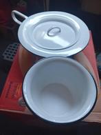 Emaille po's (2 stuks), waarvan 1 met deksel, Antiek en Kunst, Antiek | Emaille, Ophalen of Verzenden