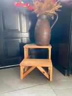 Houten Trapje - Sierlijk & Handig, Bruin, Ophalen of Verzenden, Zo goed als nieuw, Eén