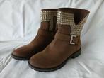 Bruine laarzen met studs mt 39  *NIEUW*, Hoge laarzen, Bruin, Nieuw, Ophalen of Verzenden