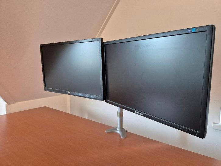 Monitorsteun inclusief 2 monitoren, Computers en Software, Monitoren, Gebruikt, 60 Hz of minder, DVI, HDMI, VGA, TN, Full HD, 3 tot 5 ms