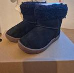 Ugg kinder schoenen maat 25, Ophalen, Gebruikt, UGG, Meisje