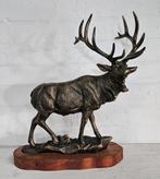 EDELHERT / gietijzer, Verzamelen, Dierenverzamelingen, Ophalen of Verzenden, Nieuw, Hert, Beeldje of Figuurtje