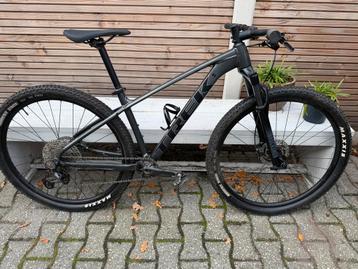 Trek X-Caliber 2023 - Weinig gebruikt! beschikbaar voor biedingen