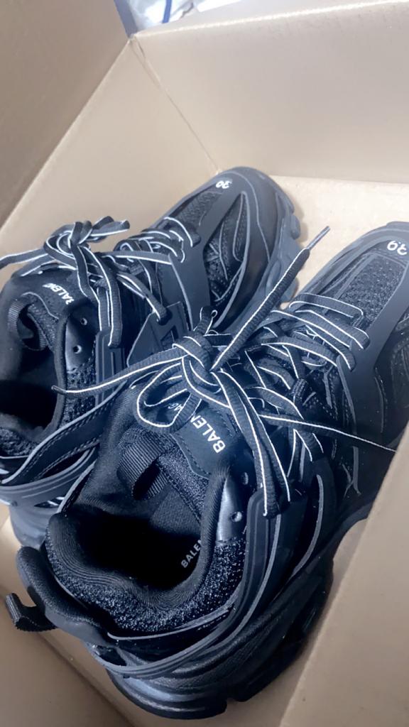 Zwarte Balenciaga Sneakers Maat 39, Kleding | Dames, Schoenen, Zwart, Ophalen of Verzenden, Sneakers of Gympen, Zo goed als nieuw