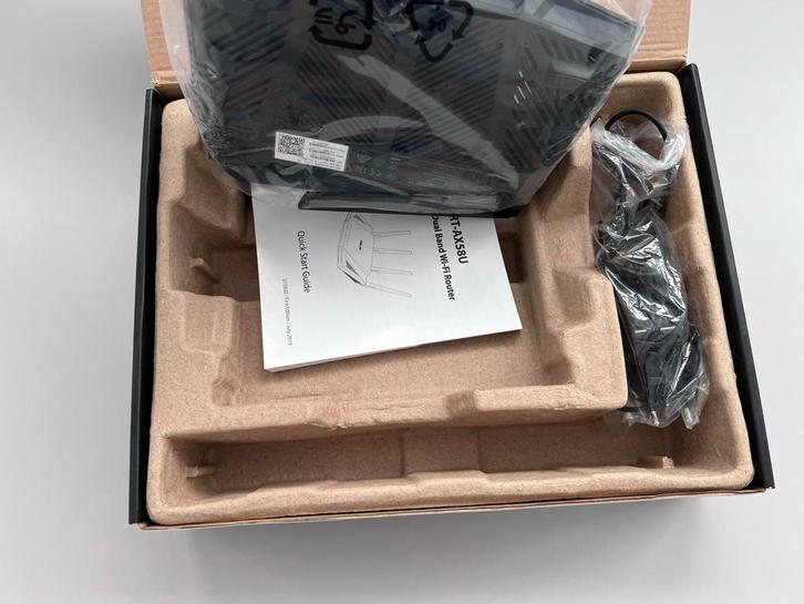 ASUS RT-AX58U Router - Zo goed als nieuw!, Computers en Software, Routers en Modems, Zo goed als nieuw, Router, Ophalen