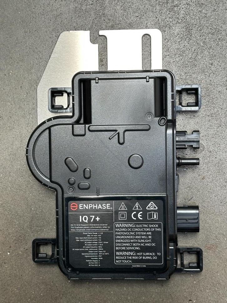 Enphase IQ7+ Micro omvormer, Doe-het-zelf en Verbouw, Zonnepanelen en Toebehoren, Nieuw, Overige typen, 200 wattpiek of meer, Ophalen of Verzenden