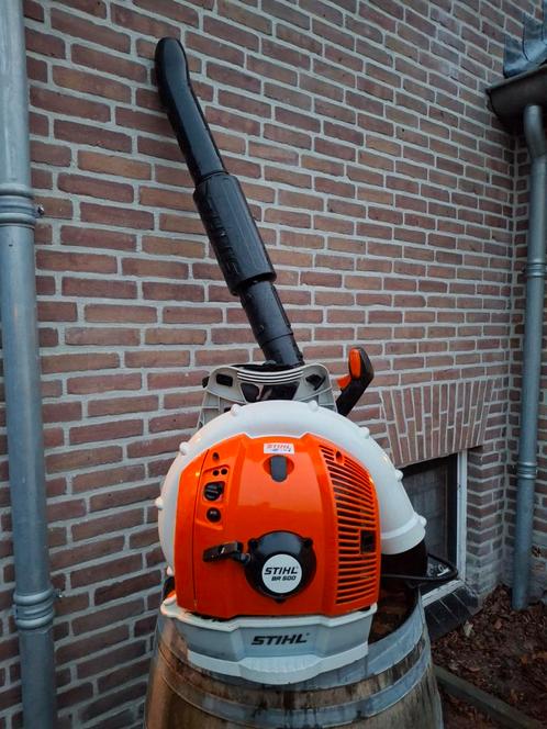 Stihl BR500 Sillent ! Zeer stille bladblazer ., Tuin en Terras, Bladblazers, Zo goed als nieuw, Ruggedragen, Benzine, Ophalen of Verzenden