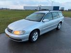 Opel Omega 2.2 I 16V LPG-G3 St.wgn. 2003 Grijs, Omega, Achterwielaandrijving, 4 cilinders, 1650 kg