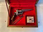 Lefaucheux type Penvuur Revolver Kaliber 9 mm, Ophalen of Verzenden