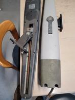 Nice TO4024 Draaipoort Motor met Armen, Gebruikt, Schuifpoort, Ophalen of Verzenden, 200 cm of meer