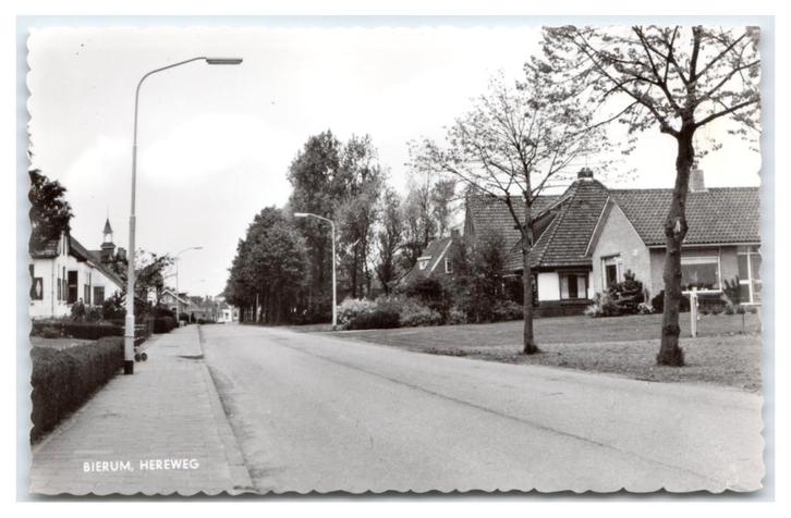 Bierum, Hereweg, Verzamelen, Ansichtkaarten | Nederland, Ongelopen, Groningen, 1960 tot 1980, Verzenden