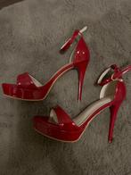 Hakken Pumps Rood Lak, Kleding | Dames, Schoenen, Ophalen of Verzenden, Schoenen met hoge hakken, Rood, Onbekend