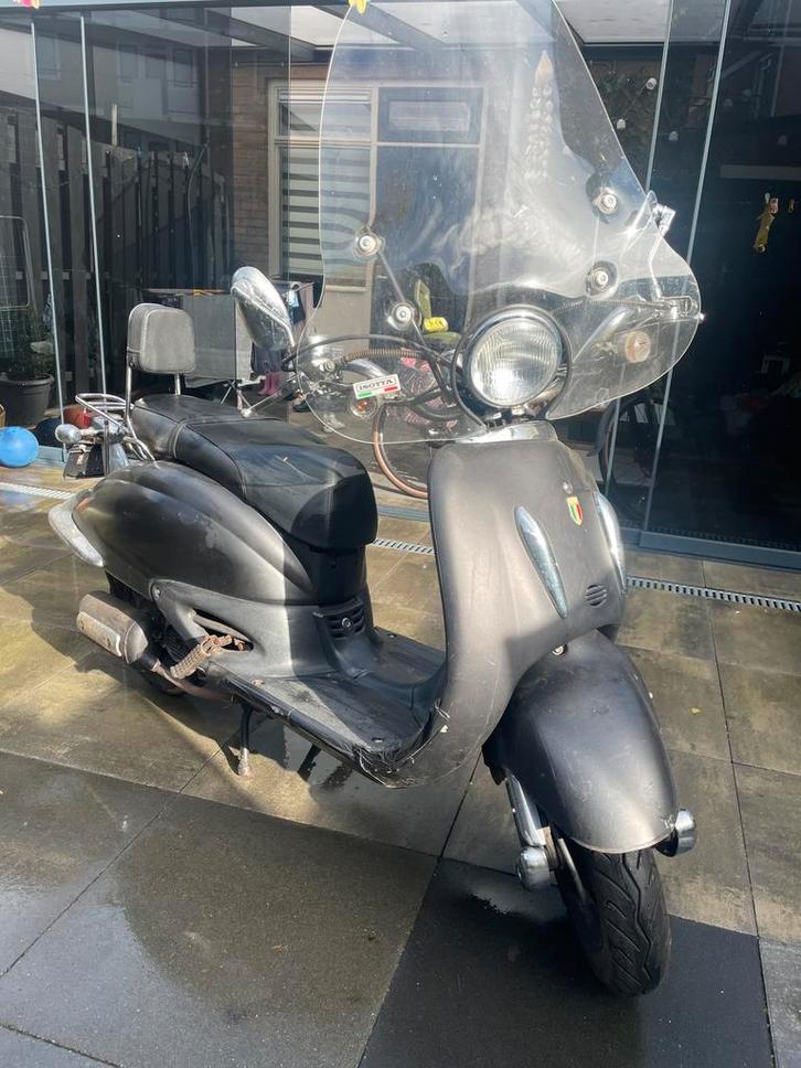 Pronto amoro, Fietsen en Brommers, Snorfietsen en Snorscooters, Gebruikt, Overige merken, Benzine, Ophalen