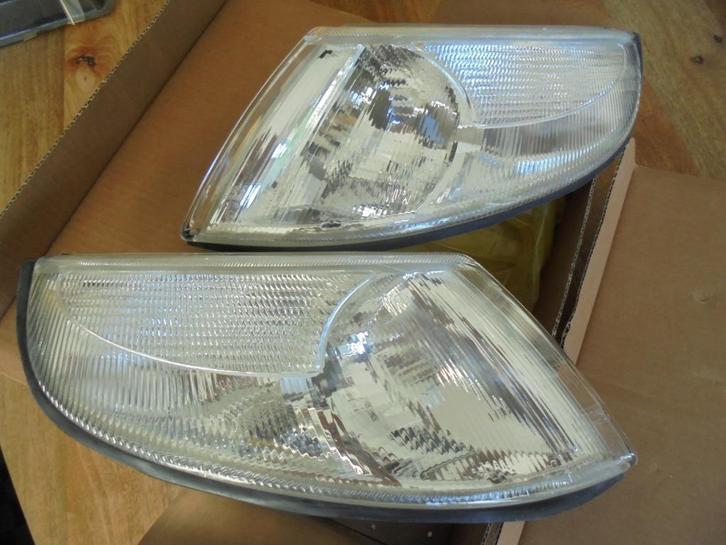 Saab 9-5 97-2001 knipperlichten voor helder set L+R 30,00, Auto-onderdelen, Verlichting, Oldtimer onderdelen, Overige automerken