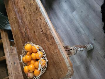 Mooie oude boerentafel  beschikbaar voor biedingen
