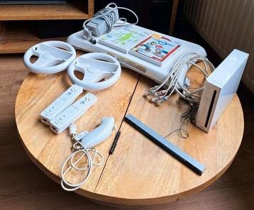 Nintendo Wii, inclusief stuurtjes, Wii fit en board!  beschikbaar voor biedingen