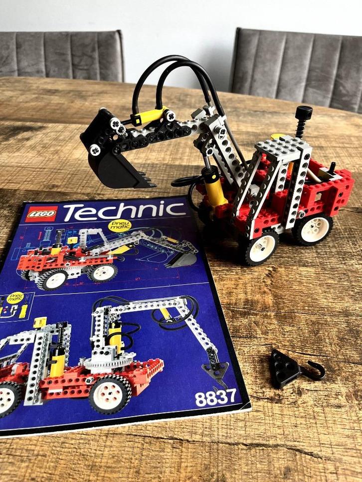 Lego Technic Vintage Pneumatic graafmachine (8837), Kinderen en Baby's, Speelgoed | Duplo en Lego, Gebruikt, Ophalen of Verzenden