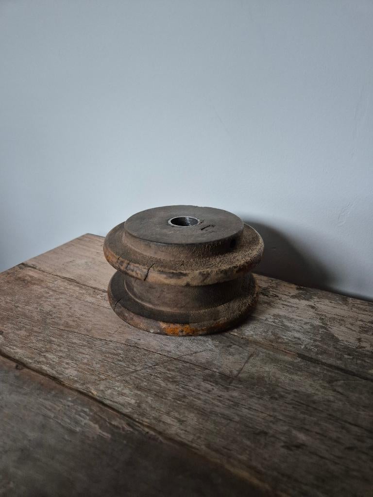 Oude houten spoel kandelaar, Ophalen of Verzenden