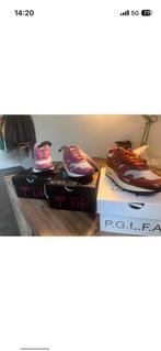Nike Air Max 1 Rush Maroon maatje 38 2 paartjes. €100 pp., Ophalen of Verzenden, Zo goed als nieuw, Sneakers of Gympen