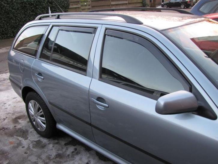 Skoda zijwindschermen raamspoilers pasvorm oa Yeti fabia, Auto diversen, Tuning en Styling, Ophalen of Verzenden