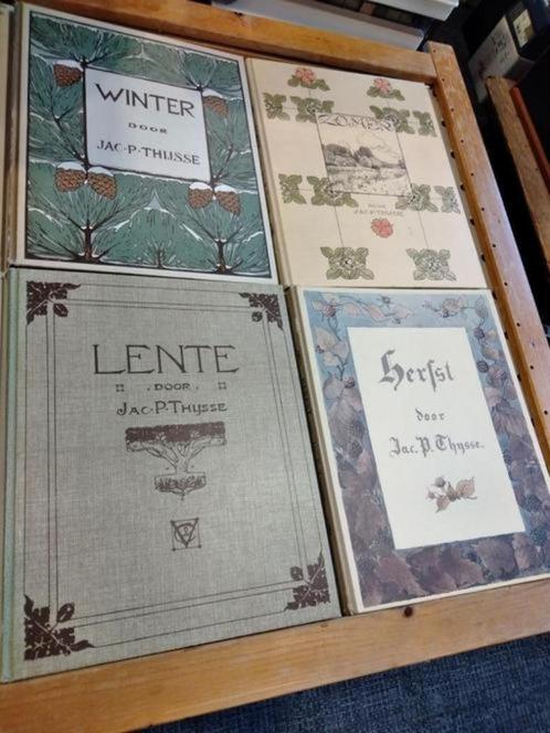Nr. 991 serie 4 boeken vier seizoenen van Jac Thijsse, Boeken, Prentenboeken en Plaatjesalbums, Gelezen, Plaatjesalbum, Ophalen of Verzenden