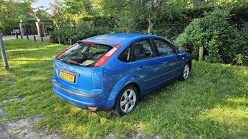 Ford Focus 1.6 74KW 5D 2004 Blauw beschikbaar voor biedingen