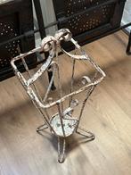 brocante paraplubak, Ophalen