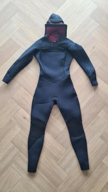 Roxy wetsuit 5/4/3mm met cap - 10T beschikbaar voor biedingen