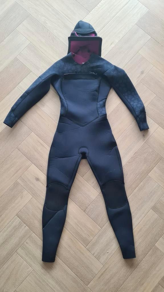 Roxy wetsuit 5/4/3mm met cap - 10T, Watersport en Boten, Watersportkleding, Zo goed als nieuw, Wetsuit, Dame, Ophalen of Verzenden