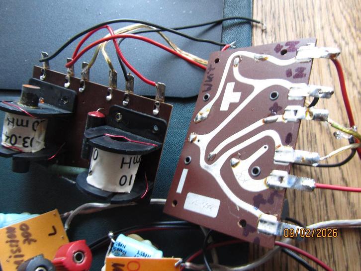 Mission sansui, kef wharfdale luidspreker filters, Audio, Tv en Foto, Luidsprekers, Gebruikt, Front, Rear of Stereo speakers, Minder dan 60 watt