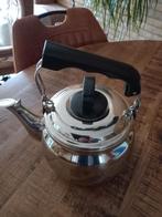 Mooie, nette fluitketel, Ophalen of Verzenden, Zo goed als nieuw