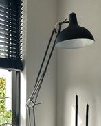 Zwarte vloerlamp, Ophalen, Gebruikt, Metaal, 150 tot 200 cm