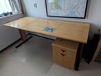 VERSTELBAAR BUREAU (Grahl), Ophalen, In hoogte verstelbaar, Gebruikt, Bureau