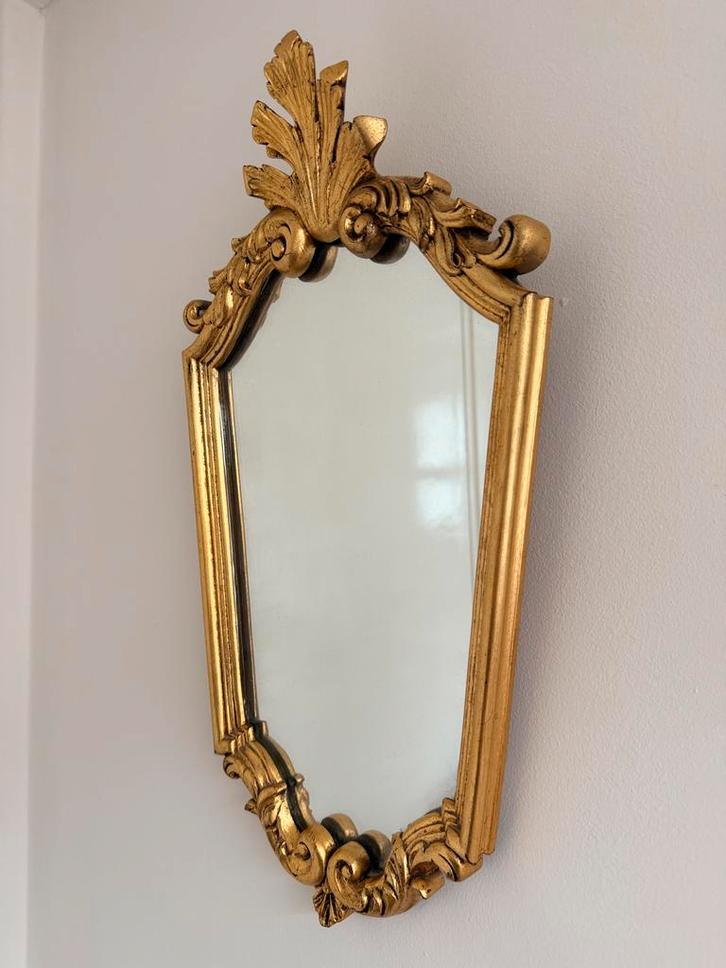 Gouden Spiegel met Ornamenten uit Belgie Geratal, Antiek en Kunst, Antiek | Spiegels, Minder dan 50 cm, Minder dan 100 cm, Ovaal