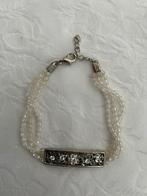 MOOI ( VINTAGE ) ARMBAND .., Overige materialen, Gebruikt, Wit, Ophalen of Verzenden
